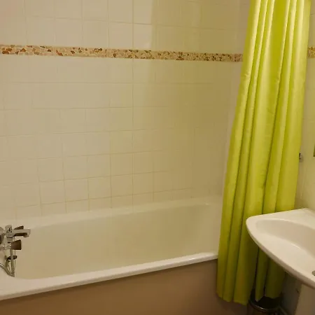 4 Pers. Avec Balcon Et Garage Fermé - Fr-1-263-436 Apartamento Valloire